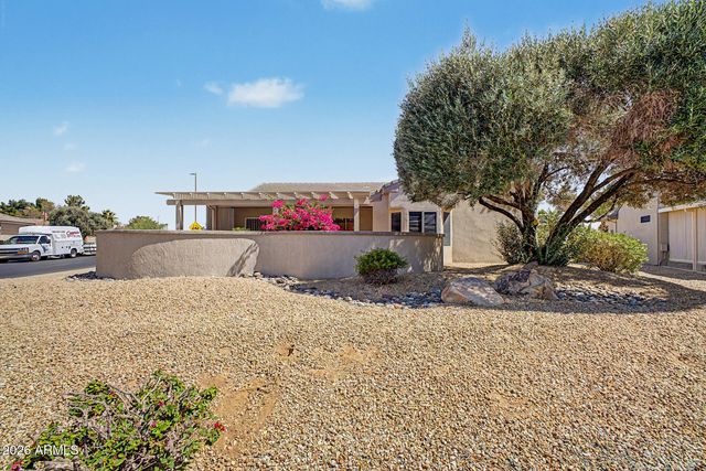 15181 W WOODRIDGE Drive, Surprise, AZ 85374