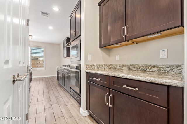 9764 E RADIOACTIVE Drive, Mesa, AZ 85212