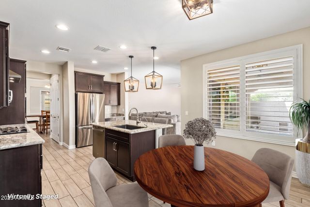 9764 E RADIOACTIVE Drive, Mesa, AZ 85212