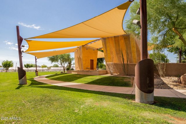 9764 E RADIOACTIVE Drive, Mesa, AZ 85212