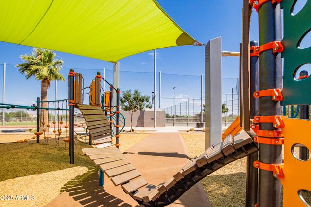 9764 E RADIOACTIVE Drive, Mesa, AZ 85212