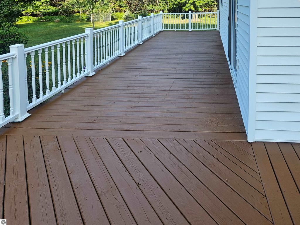 Image 13 of property listing at 6622 Walton Road, Kingsley, MI 49649