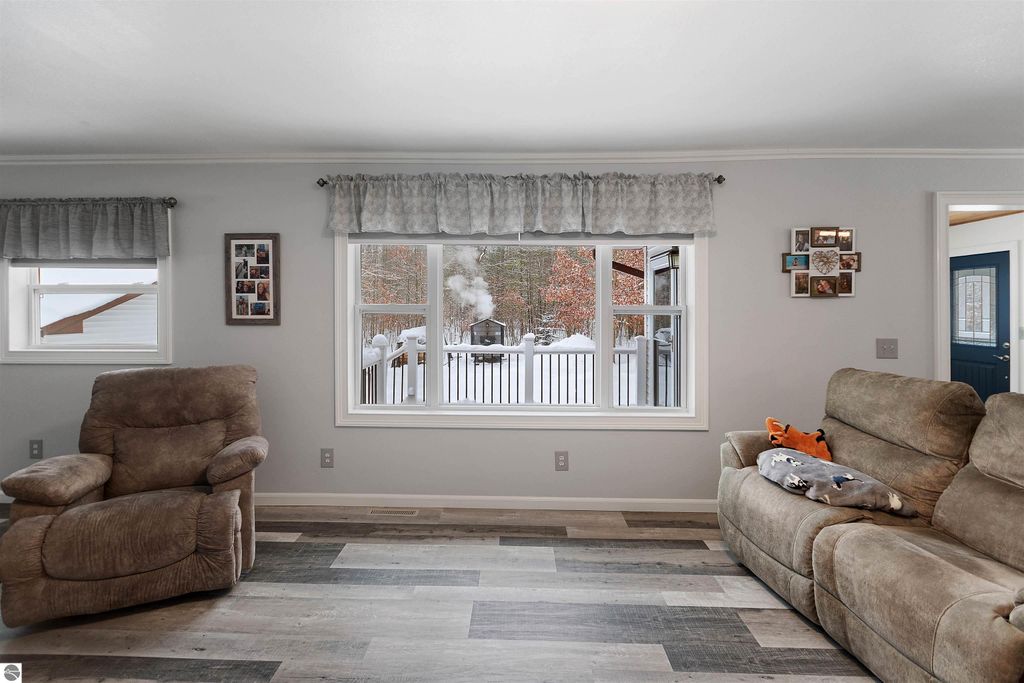 Image 16 of property listing at 6622 Walton Road, Kingsley, MI 49649