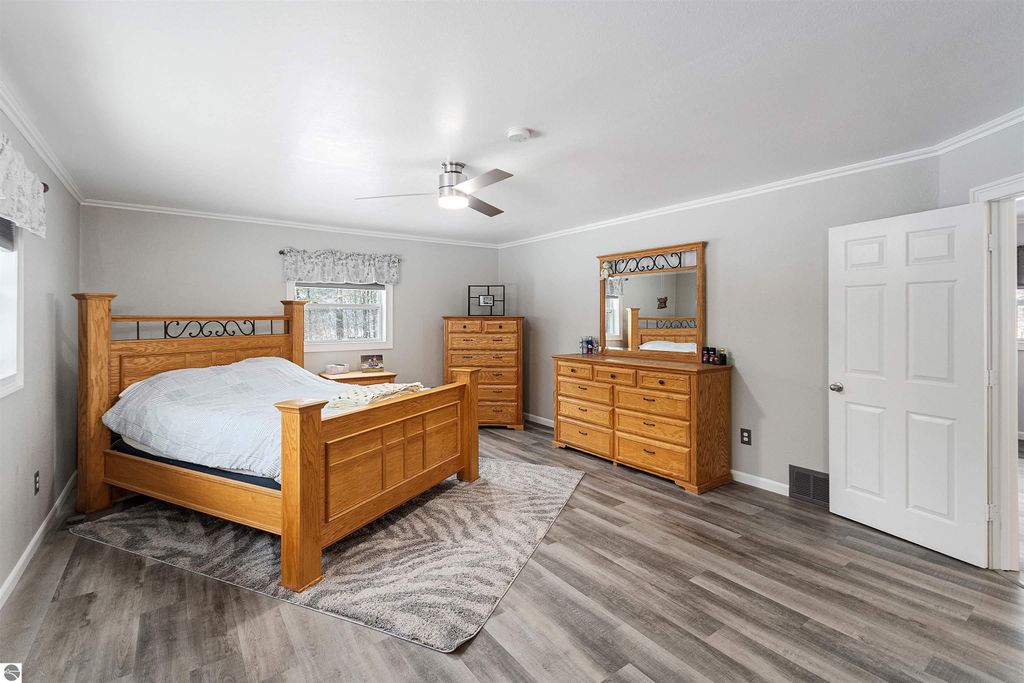 Image 31 of property listing at 6622 Walton Road, Kingsley, MI 49649