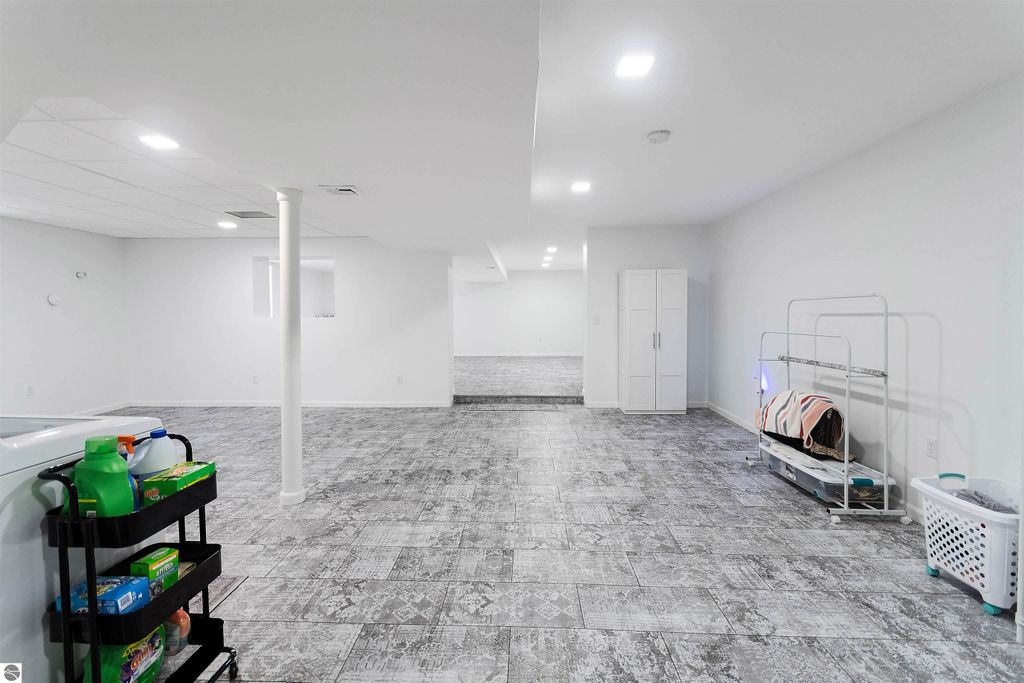 Image 42 of property listing at 6622 Walton Road, Kingsley, MI 49649