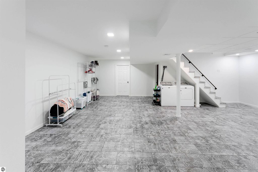 Image 46 of property listing at 6622 Walton Road, Kingsley, MI 49649