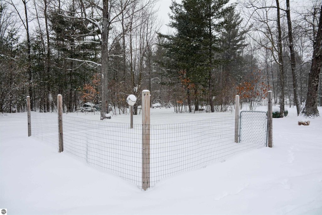 Image 56 of property listing at 6622 Walton Road, Kingsley, MI 49649