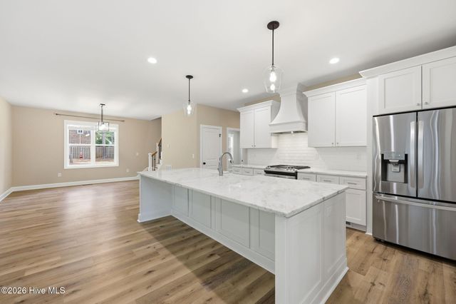1750 E Indiana Avenue, Southern Pines, NC 28387