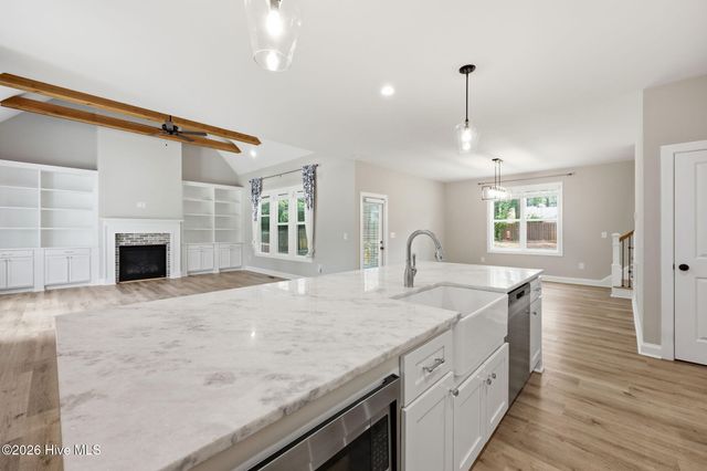 1750 E Indiana Avenue, Southern Pines, NC 28387