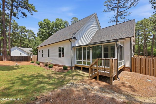 1750 E Indiana Avenue, Southern Pines, NC 28387