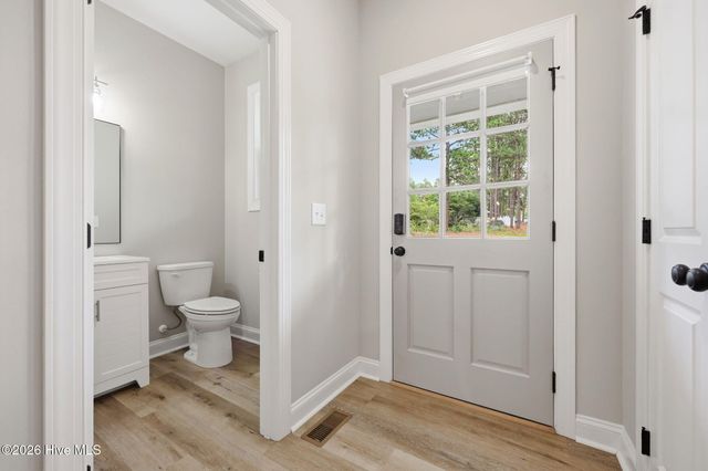 1750 E Indiana Avenue, Southern Pines, NC 28387