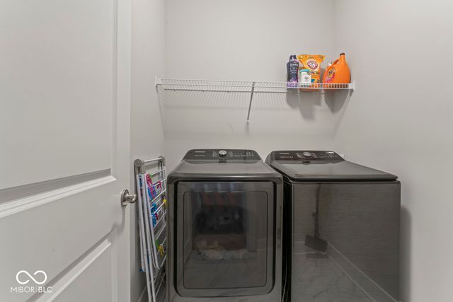 672 Lagerfield Drive, Carmel, IN 46032