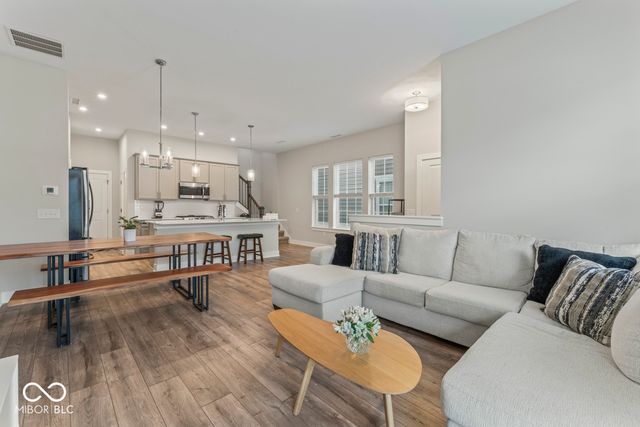 672 Lagerfield Drive, Carmel, IN 46032