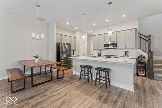 672 Lagerfield Drive, Carmel, IN 46032