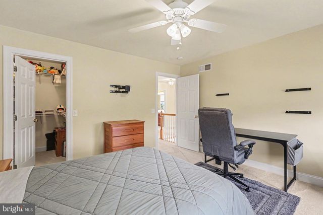 4 MAYFIELD CT, Carlisle, PA 17013