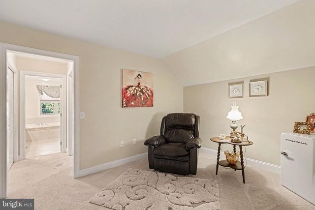 4 MAYFIELD CT, Carlisle, PA 17013