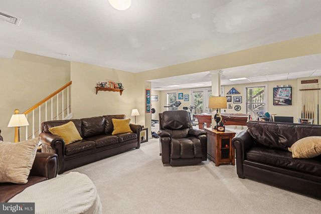 4 MAYFIELD CT, Carlisle, PA 17013