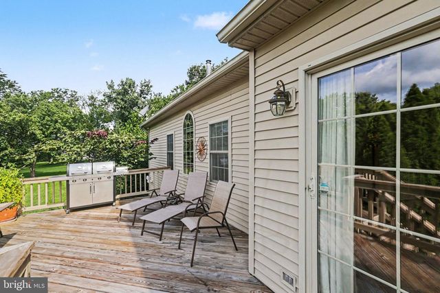4 MAYFIELD CT, Carlisle, PA 17013