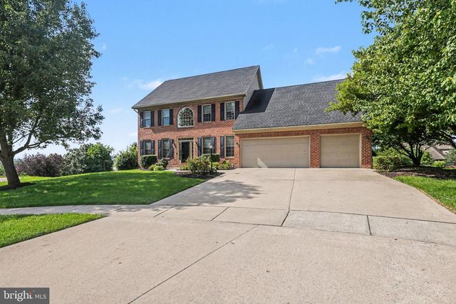 4 MAYFIELD CT, Carlisle, PA 17013