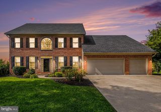 4 MAYFIELD CT, Carlisle, PA 17013