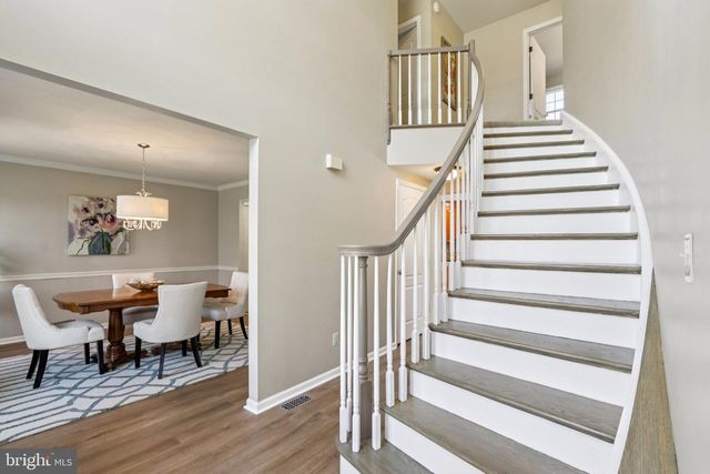 15 HILLTOP DR, Mount Laurel, NJ 08054