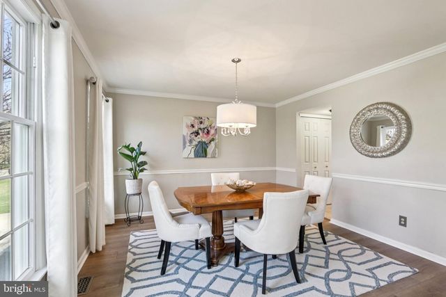 15 HILLTOP DR, Mount Laurel, NJ 08054