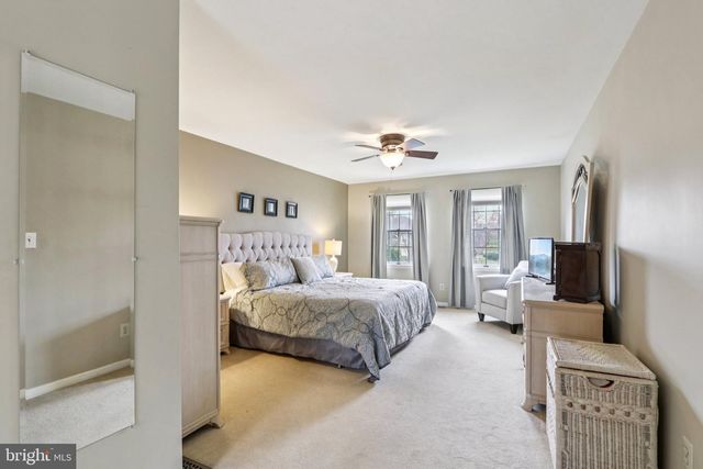 15 HILLTOP DR, Mount Laurel, NJ 08054