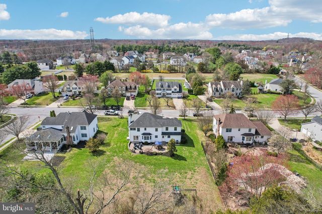 15 HILLTOP DR, Mount Laurel, NJ 08054