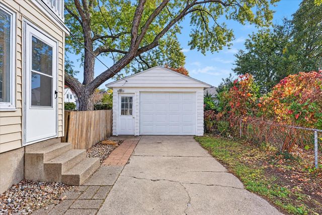 2340 College Avenue Se, City Of Grand Rapids, MI 49507