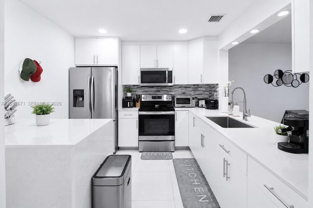 1127 SW 134th Pl, Miami, FL 33184