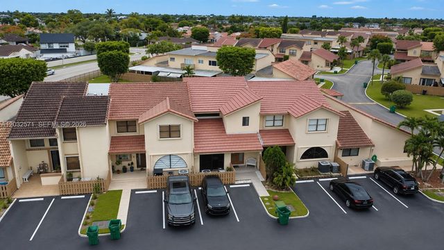 1127 SW 134th Pl, Miami, FL 33184