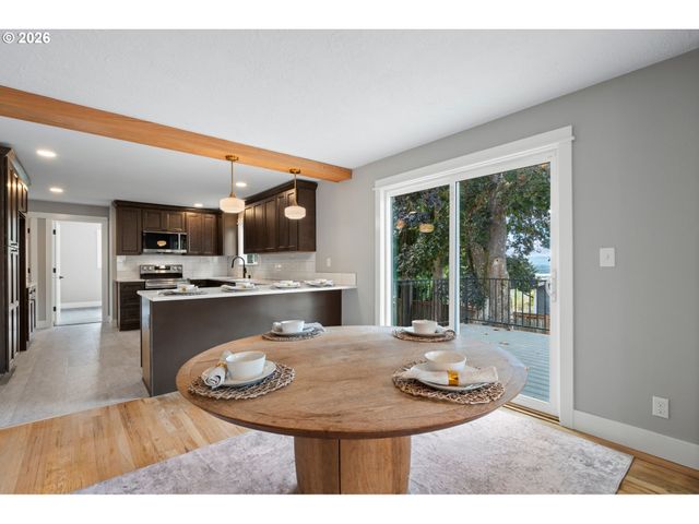 4114 Nw LAVINA St, Vancouver, WA 98660