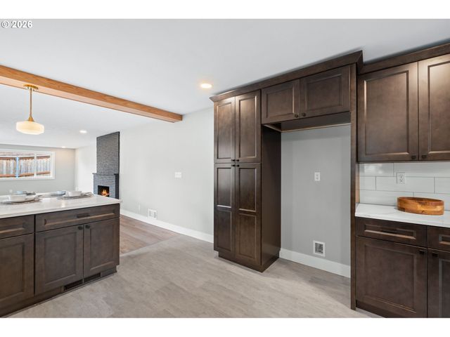 4114 Nw LAVINA St, Vancouver, WA 98660