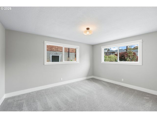 4114 Nw LAVINA St, Vancouver, WA 98660