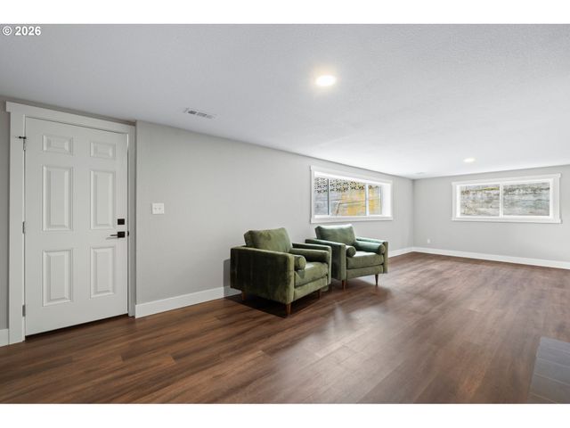 4114 Nw LAVINA St, Vancouver, WA 98660