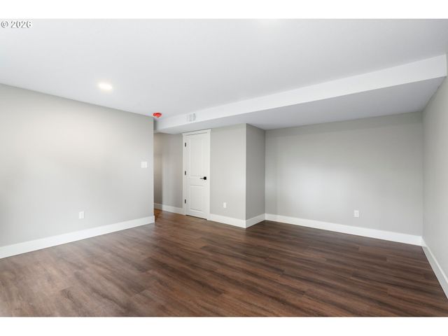 4114 Nw LAVINA St, Vancouver, WA 98660
