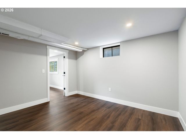 4114 Nw LAVINA St, Vancouver, WA 98660