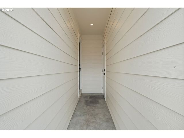 4114 Nw LAVINA St, Vancouver, WA 98660