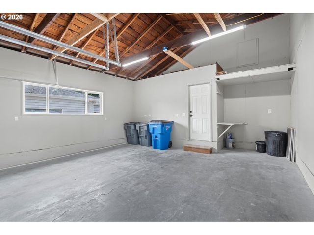 4114 Nw LAVINA St, Vancouver, WA 98660