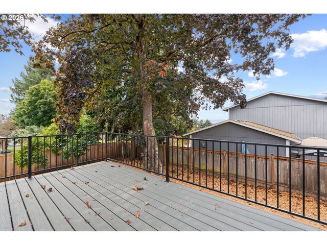 4114 Nw LAVINA St, Vancouver, WA 98660