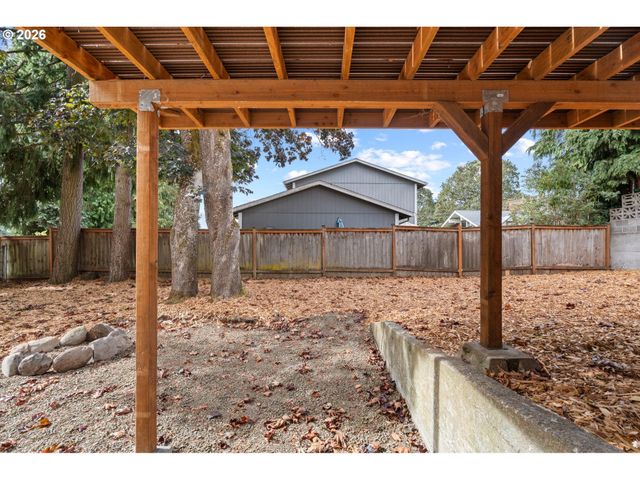 4114 Nw LAVINA St, Vancouver, WA 98660