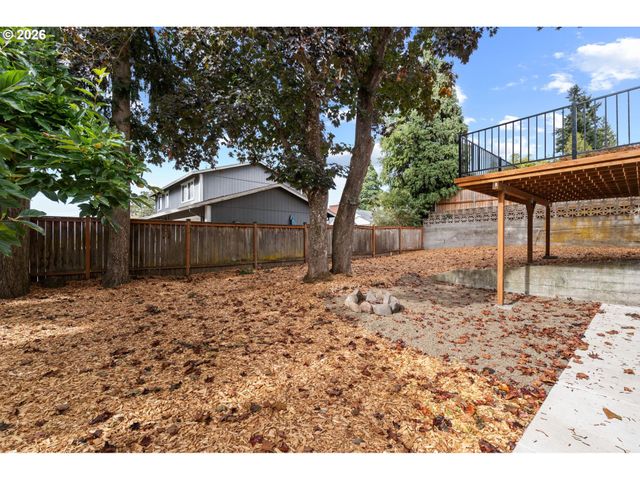 4114 Nw LAVINA St, Vancouver, WA 98660