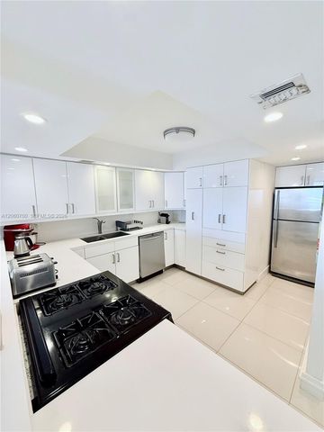 3140 S Ocean Dr 310, Hallandale Beach, FL 33009