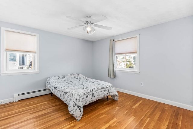 6 Snow Ln, Dedham, MA 02026