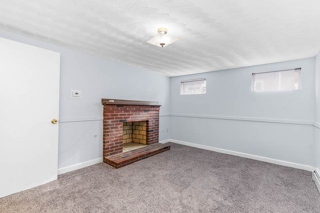 6 Snow Ln, Dedham, MA 02026