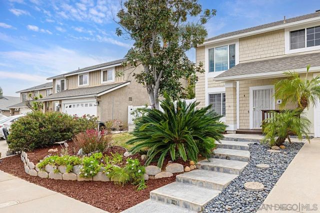 9824 Via Leslie, Santee, CA 92071