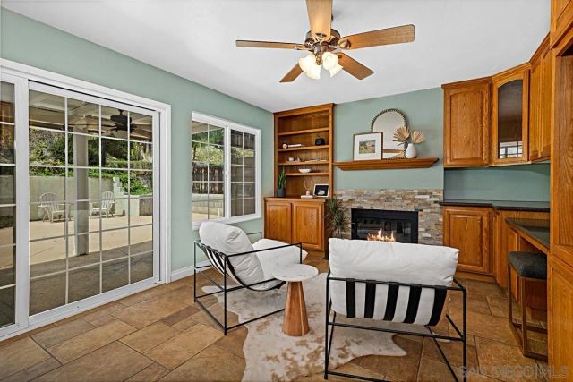 9824 Via Leslie, Santee, CA 92071