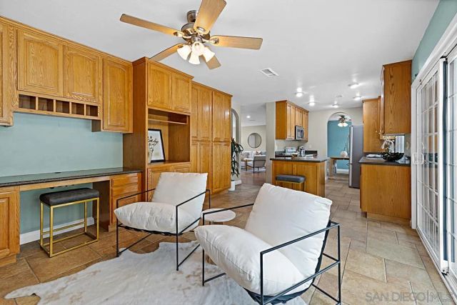 9824 Via Leslie, Santee, CA 92071