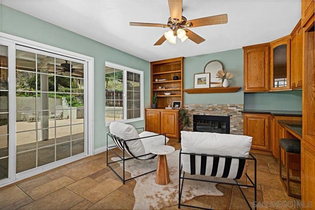 9824 Via Leslie, Santee, CA 92071