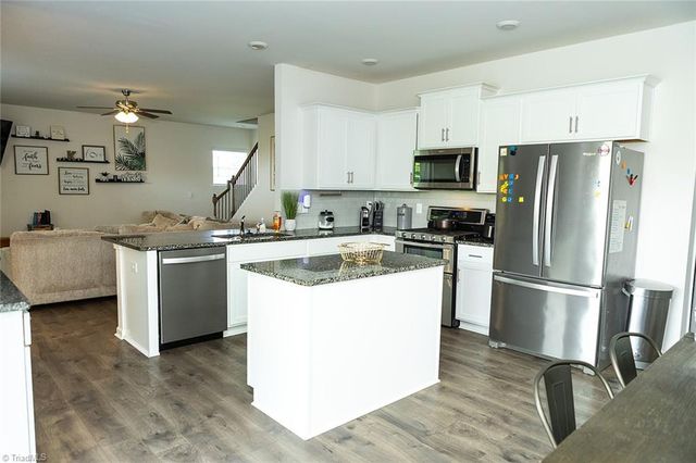 2630 Titan Village Court, Clemmons, NC 27103